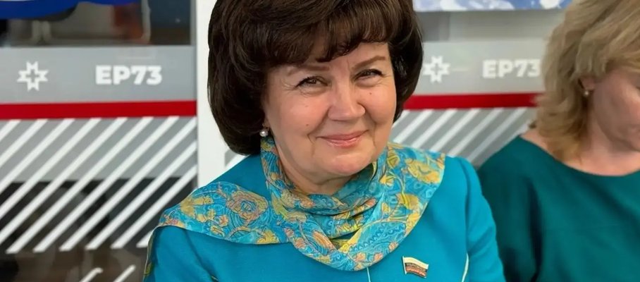 Ульяновскидан Алсу Айзатуллинага Путинның Рәхмәт хаты тапшырылды
